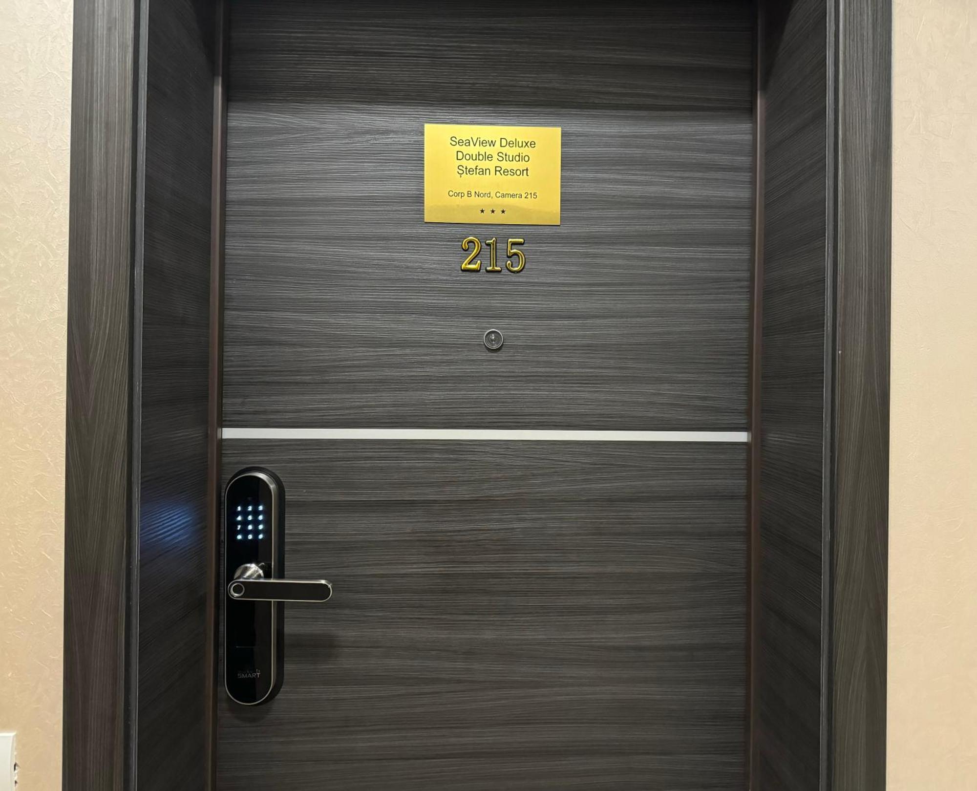 Seaview Deluxe Double Studio - Beachfront Resort Năvodari 외부 사진