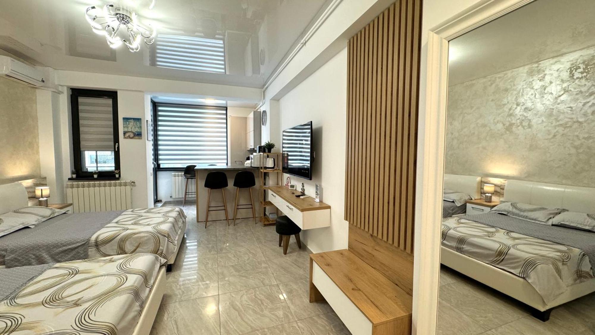 Seaview Deluxe Double Studio - Beachfront Resort Năvodari 외부 사진